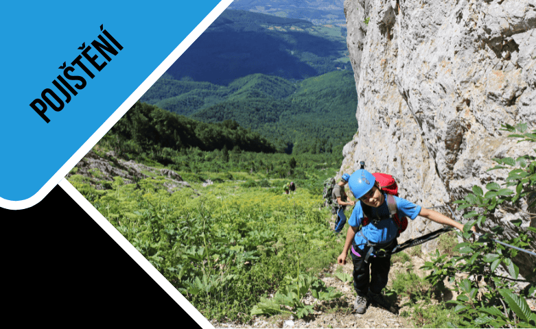 Standardní cestovní pojištění obvykle kryje běžné turistické a rekreační aktivity. Pokud plánujete sporty s vyšším rizikem úrazu, je třeba se připojistit.